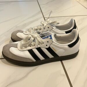 Adidas samba